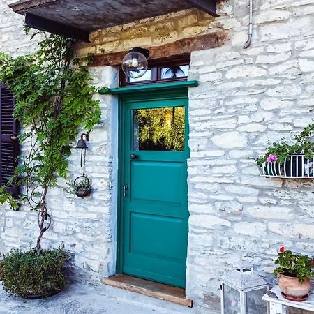Bed and Breakfast A Casa Di Anna Cortemilia Exterior foto
