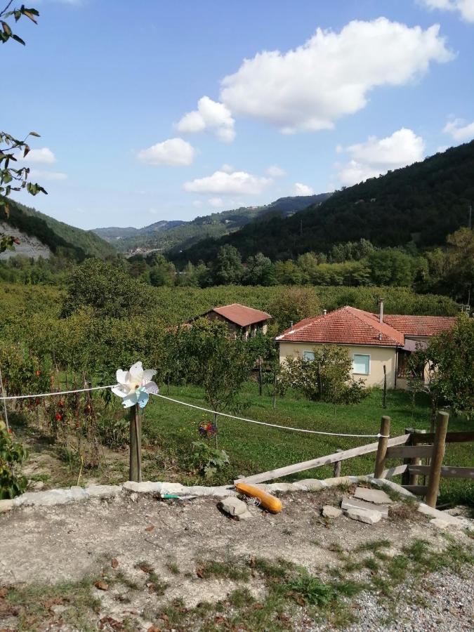 Bed and Breakfast A Casa Di Anna Cortemilia Exterior foto