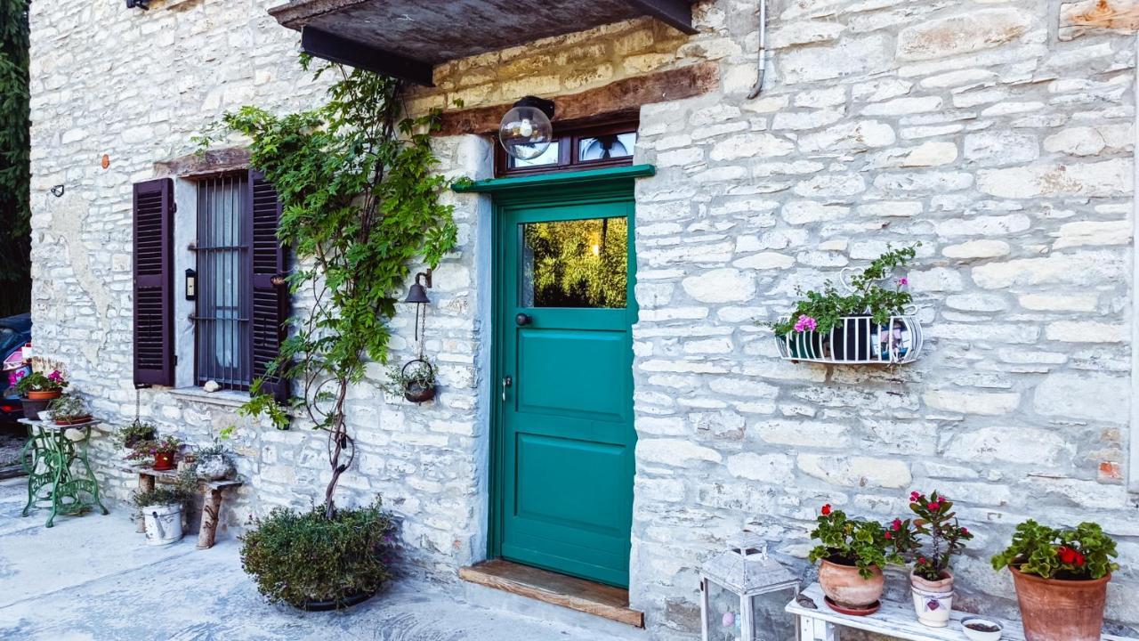 Bed and Breakfast A Casa Di Anna Cortemilia Exterior foto